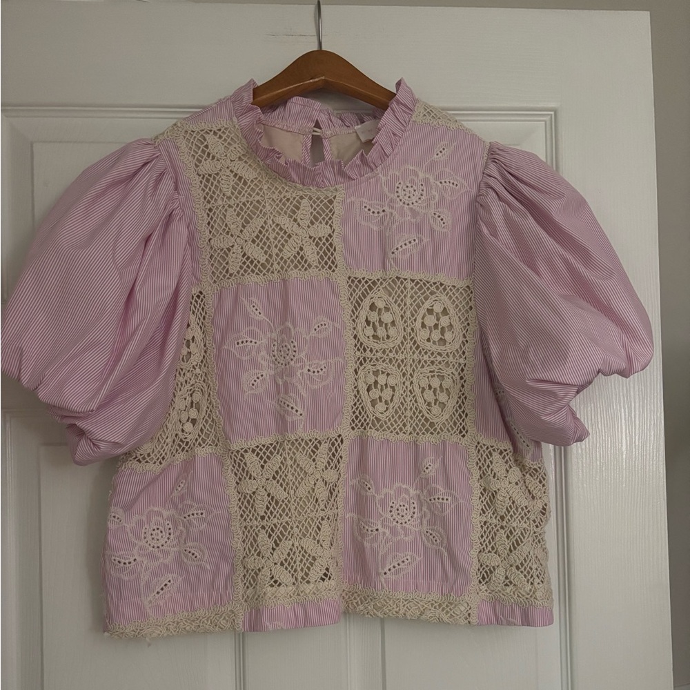 Pink Patchwork Lace Puff-Sleeve cropped Blouse